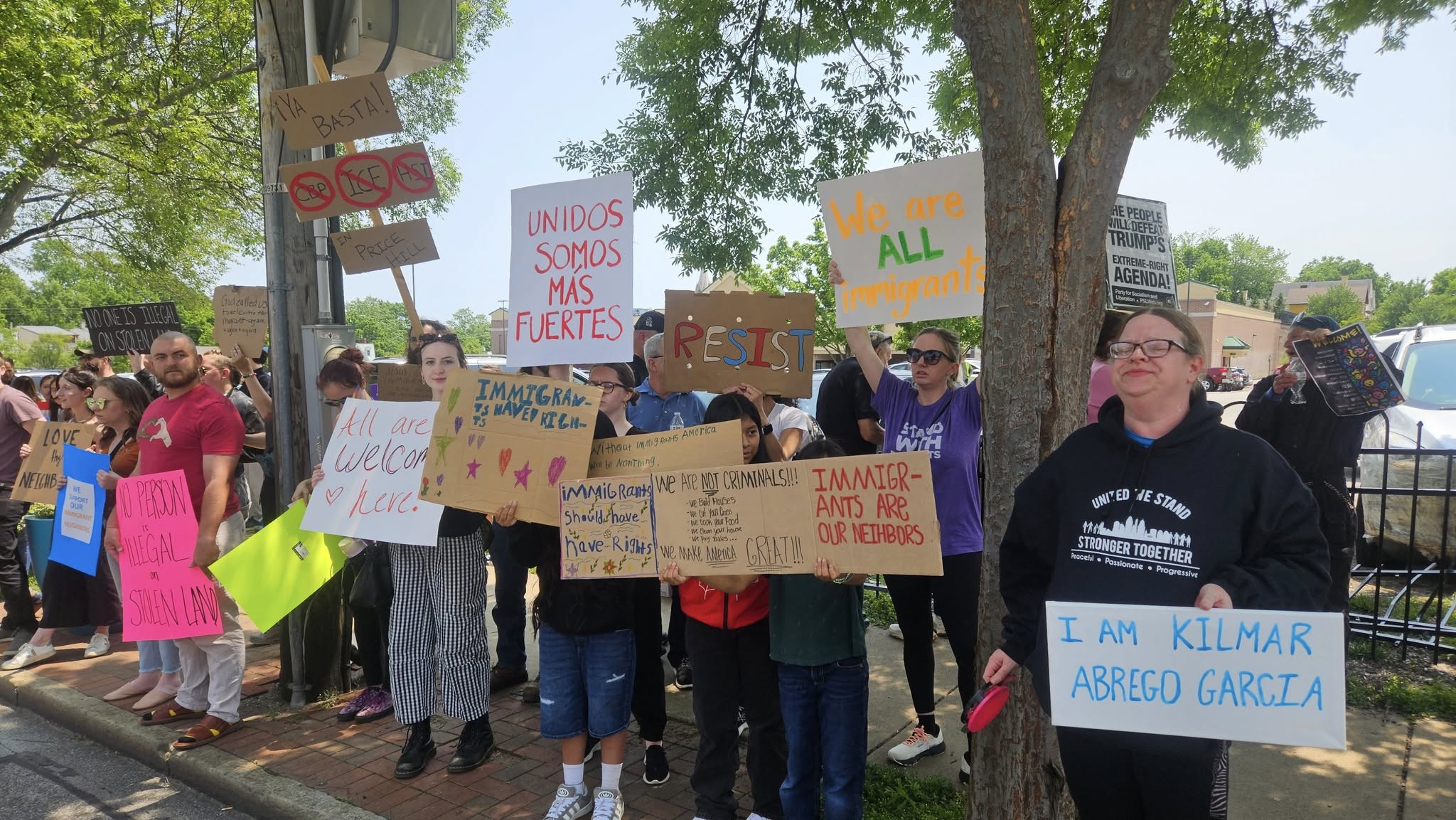 People move; Mauritanian arrests; deporting the documented; ICE on Price Hill; community response; sanctuary idiots